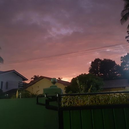 Hellen Homestay Negombo Quarto foto